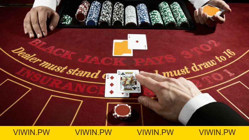 Bật mí cách chơi Blackjack siêu dễ hiểu cho người mới - VIWIN.PW